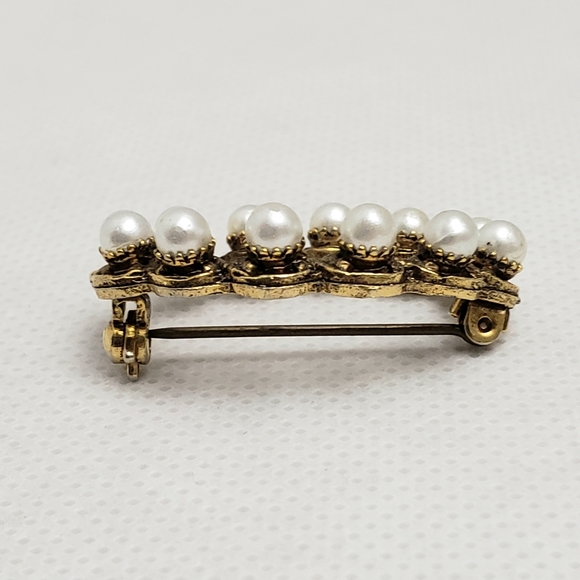 Round of Pearls Open Vintage Brooch Pin - Picture 4 of 11